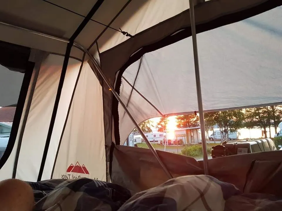 Extended Ventura Deluxe 1.4 Roof Top Tent (IN STOCK)