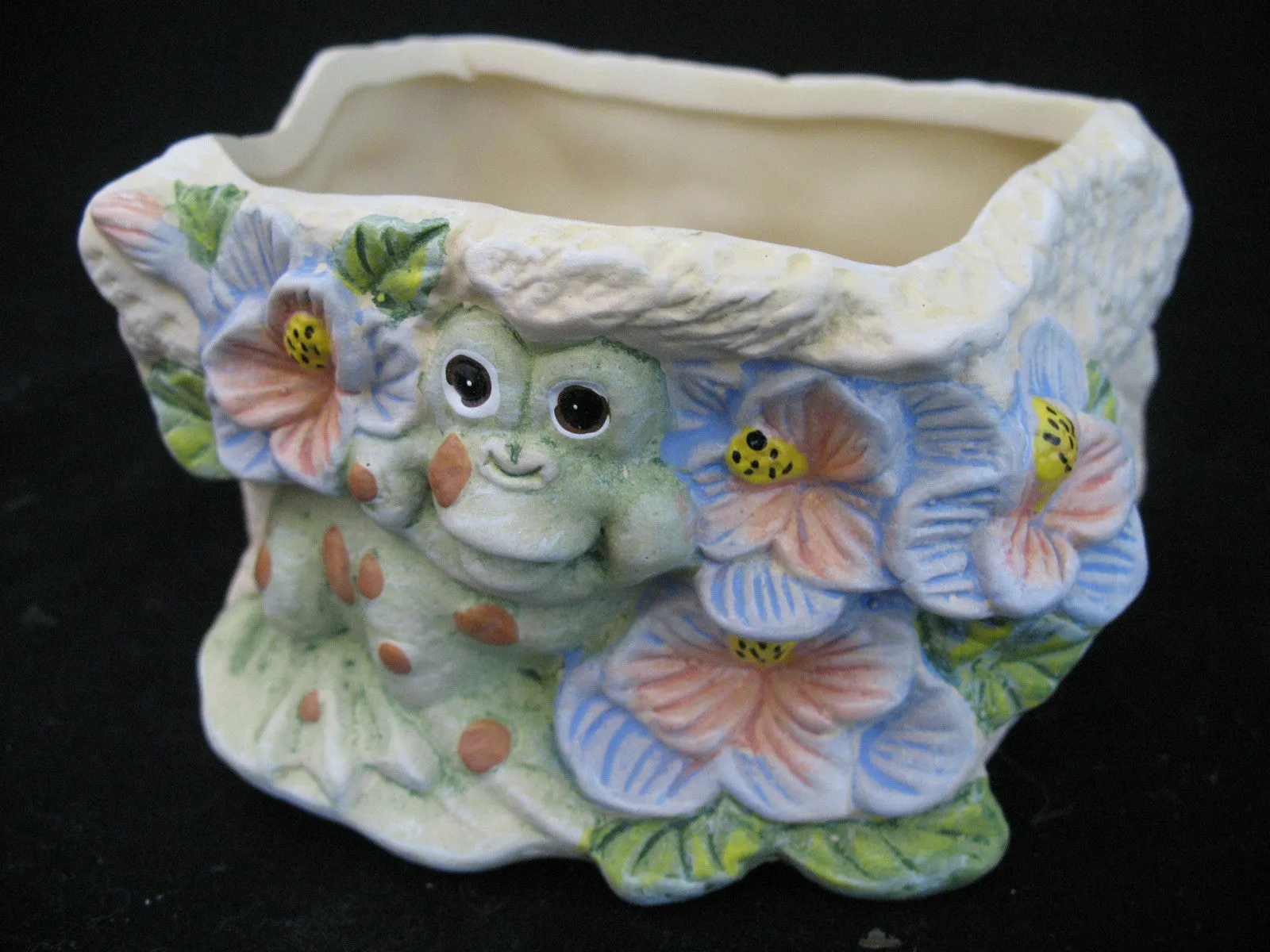 NEW 3D Green FROG FLORAL FLOWERS Painted CERAMIC Trinket Display BOX CONTAINER