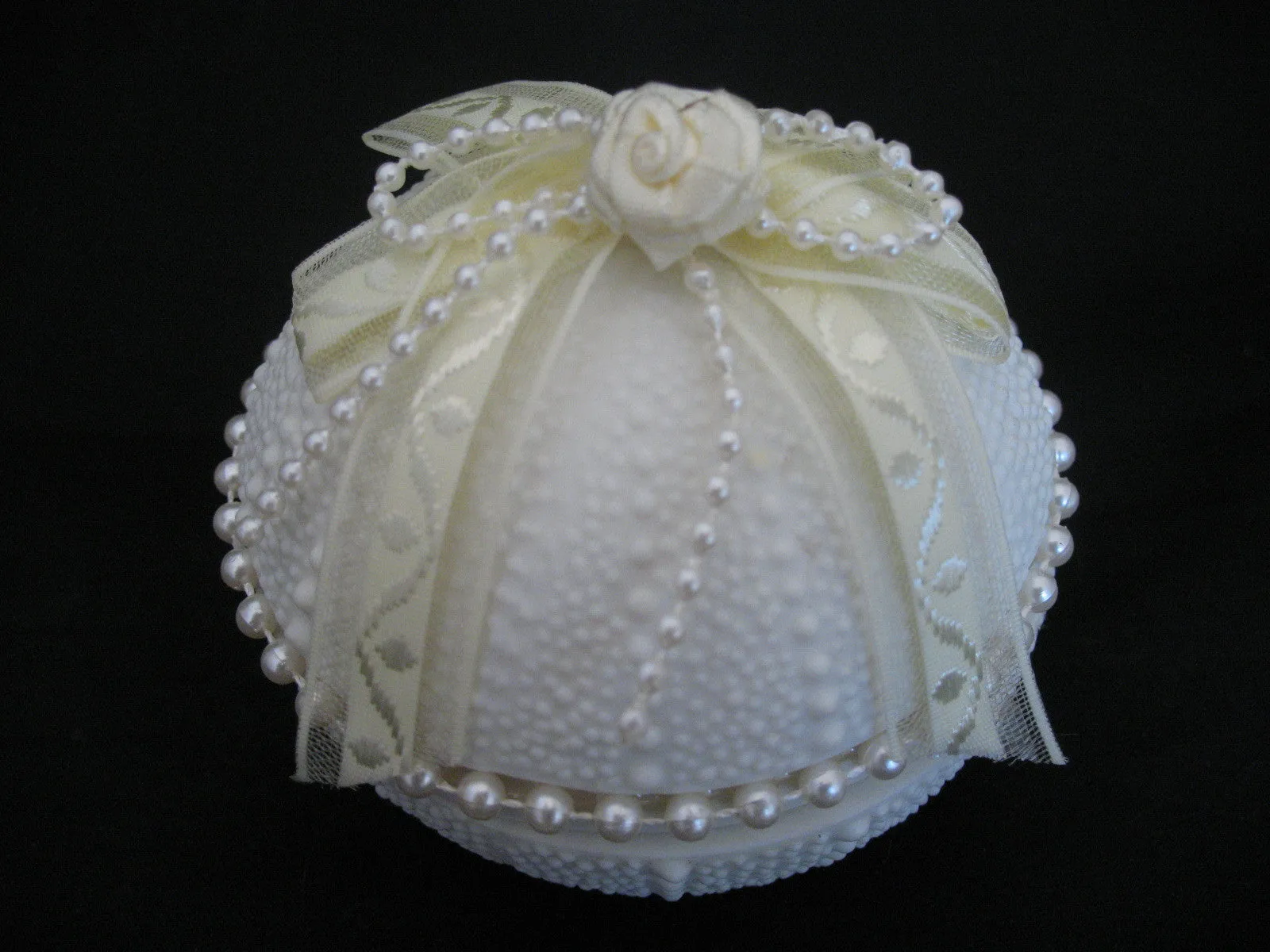 NEW Cream WHITE CERAMIC ROUND Box Trinket Treasure Jewelry CONTAINER CONTAINERS Faux Pearls