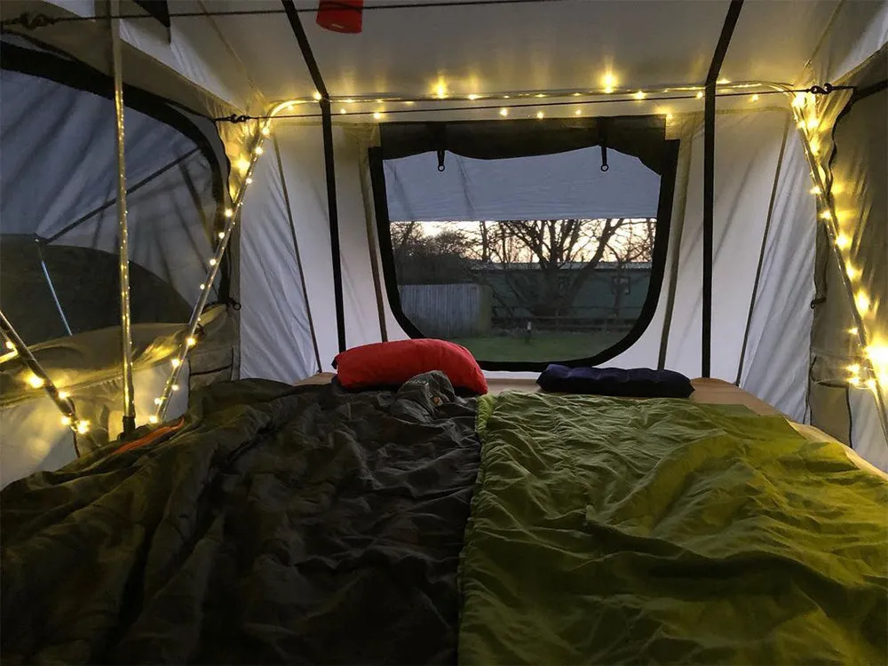 Ventura Deluxe 1.4 Roof Top Tent   Side Awning